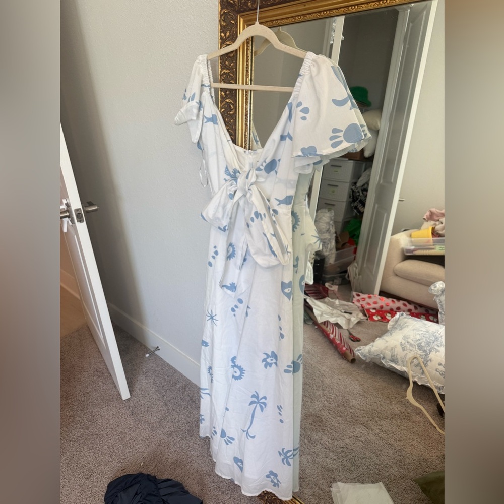 Chic White and Blue Floral Midi Dress